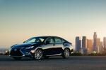 Lexus ES300h 2016 года